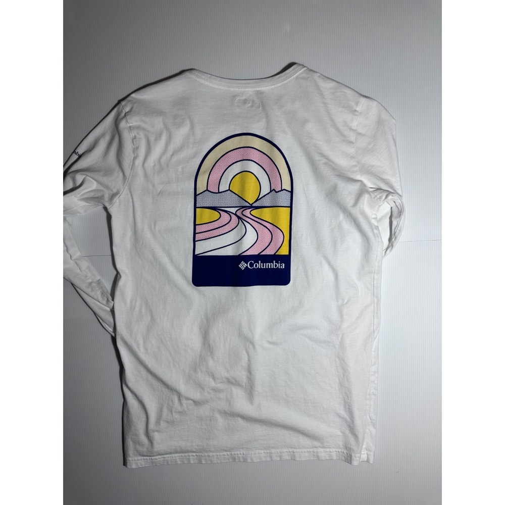 Columbia Long Sleeve T-Shirt Mens M White Sunrise Mountain River Graphic Back